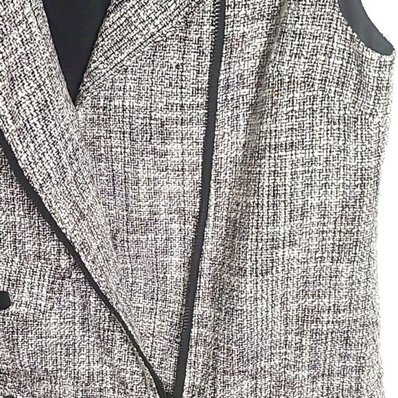 Forever 21 Black & White Tweed Vest with Exposed Black Zipper, Size Small - Picture 5 of 8